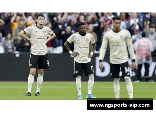 曼联主帅索尔斯克亚将带领球队在下赛季英超争冠，球迷期待新赛季表现